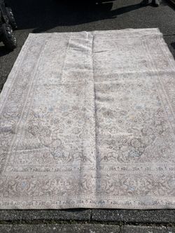 Loloi 7x9 Rug