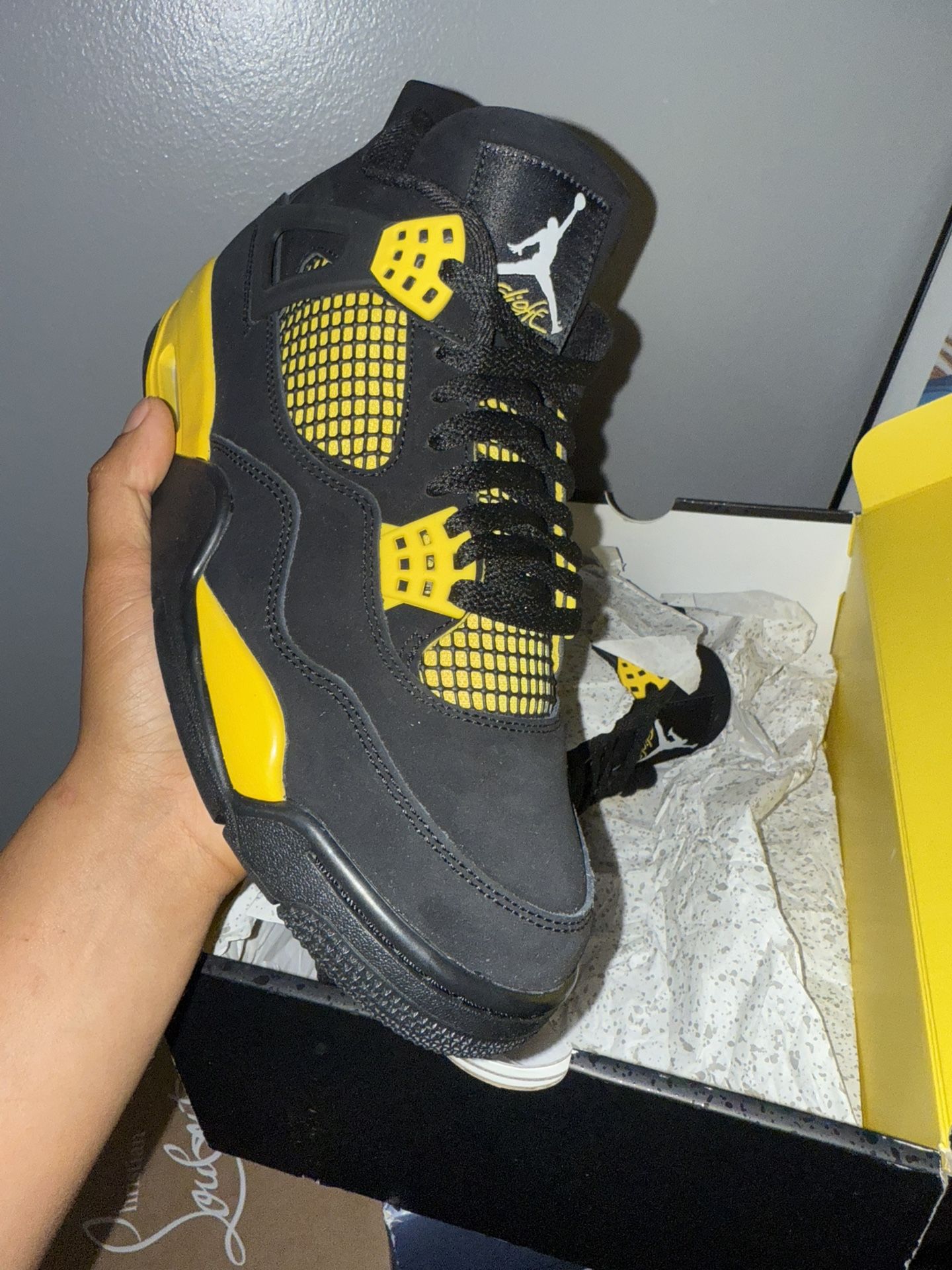 Jordan 4 Yellow Thunder