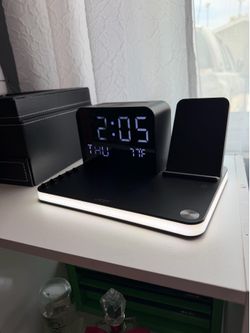 Acer 7 in 1 Apple Charging Station