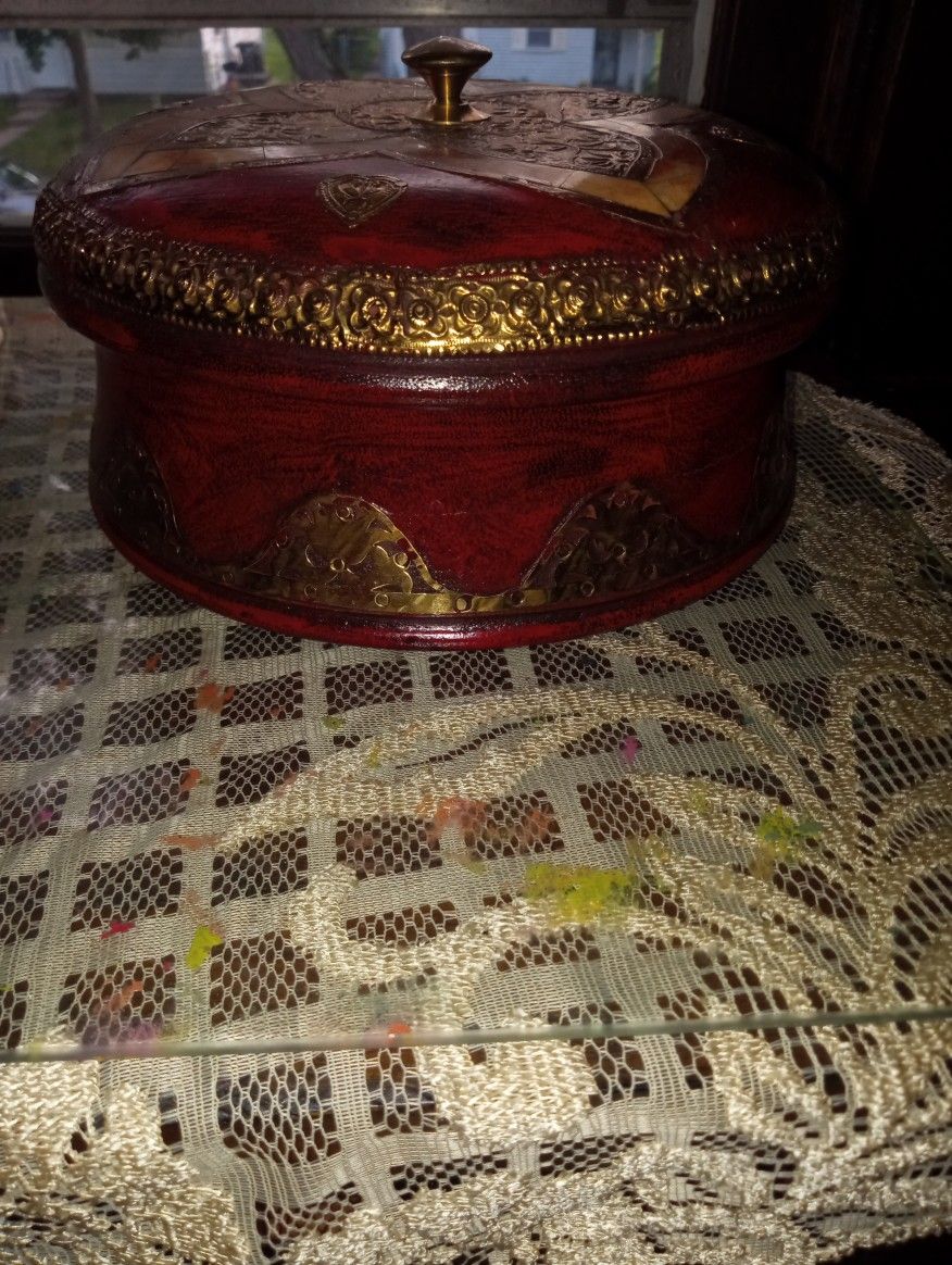 Beautifully Crafted Jewelry Box Made In India