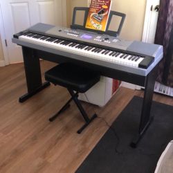 Lightly Used Yamaha DGX-530 Portable Grand 88-key Keyboard With Stool 