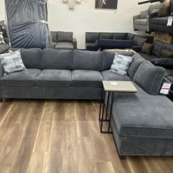 New Reversible Chaise Sectional Sofa Couch in Gray 