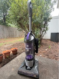 Dirt Devil PowerMax Upright Vacuum – Works Great