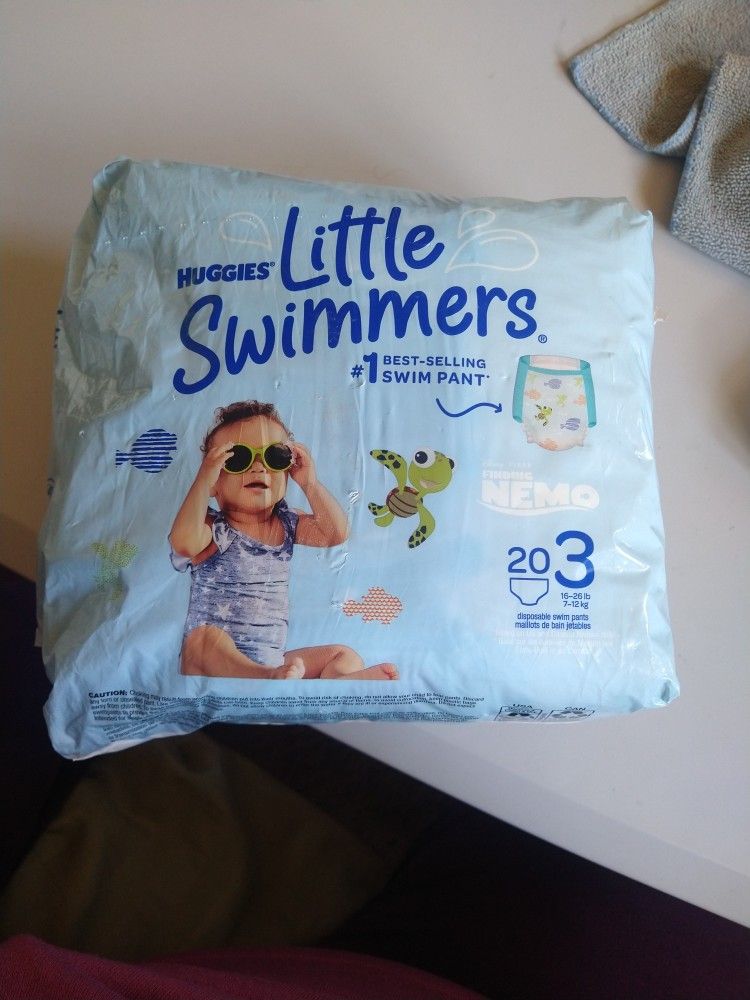 HUGGIES LITTLE SWIMMMERS