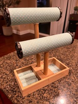 Jewelry Organizer Display Stand with Ring Tray – Excellent Condition