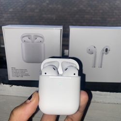 *BRAND NEW* Apple AirPods 2nd Generation 