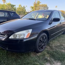 2005 Honda Accord 156k Miles Navigation Back Up Camera Apple CarPlay