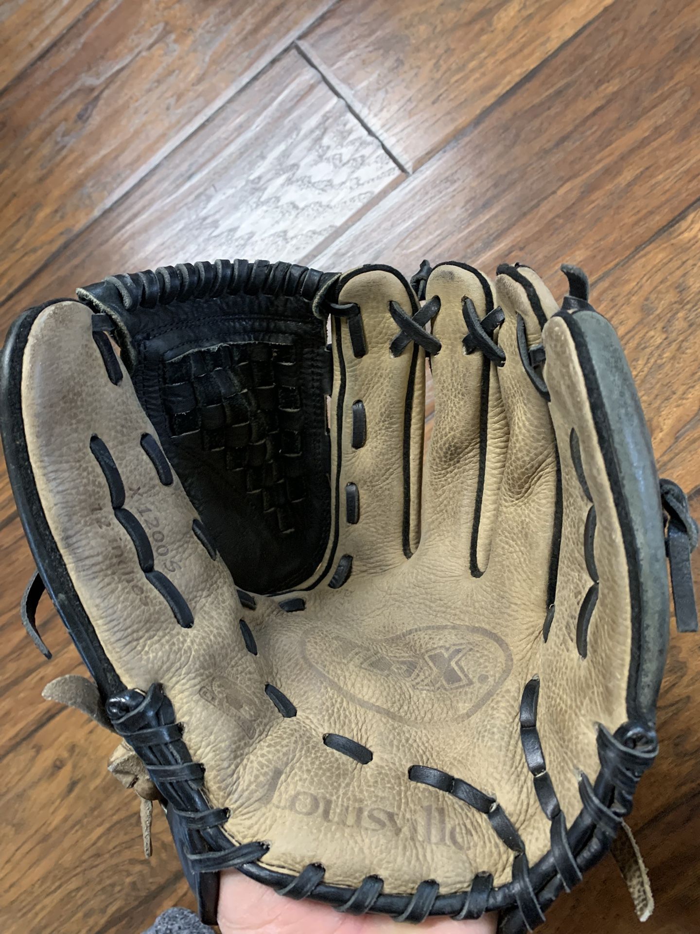 Louisville Slugger TPX Baseball Softball Glove 12”