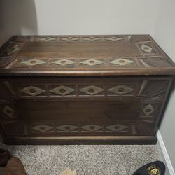 Storage  chest
