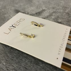 Women Earrings New!