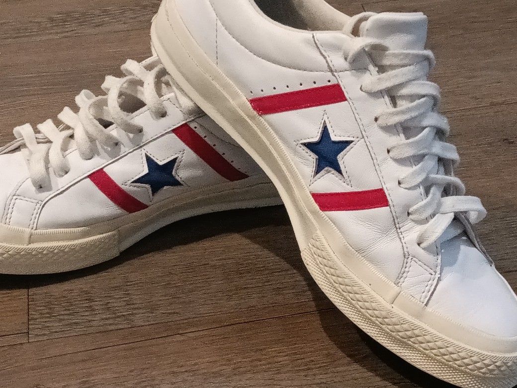 Leather Converse 1 Stars Size 11
