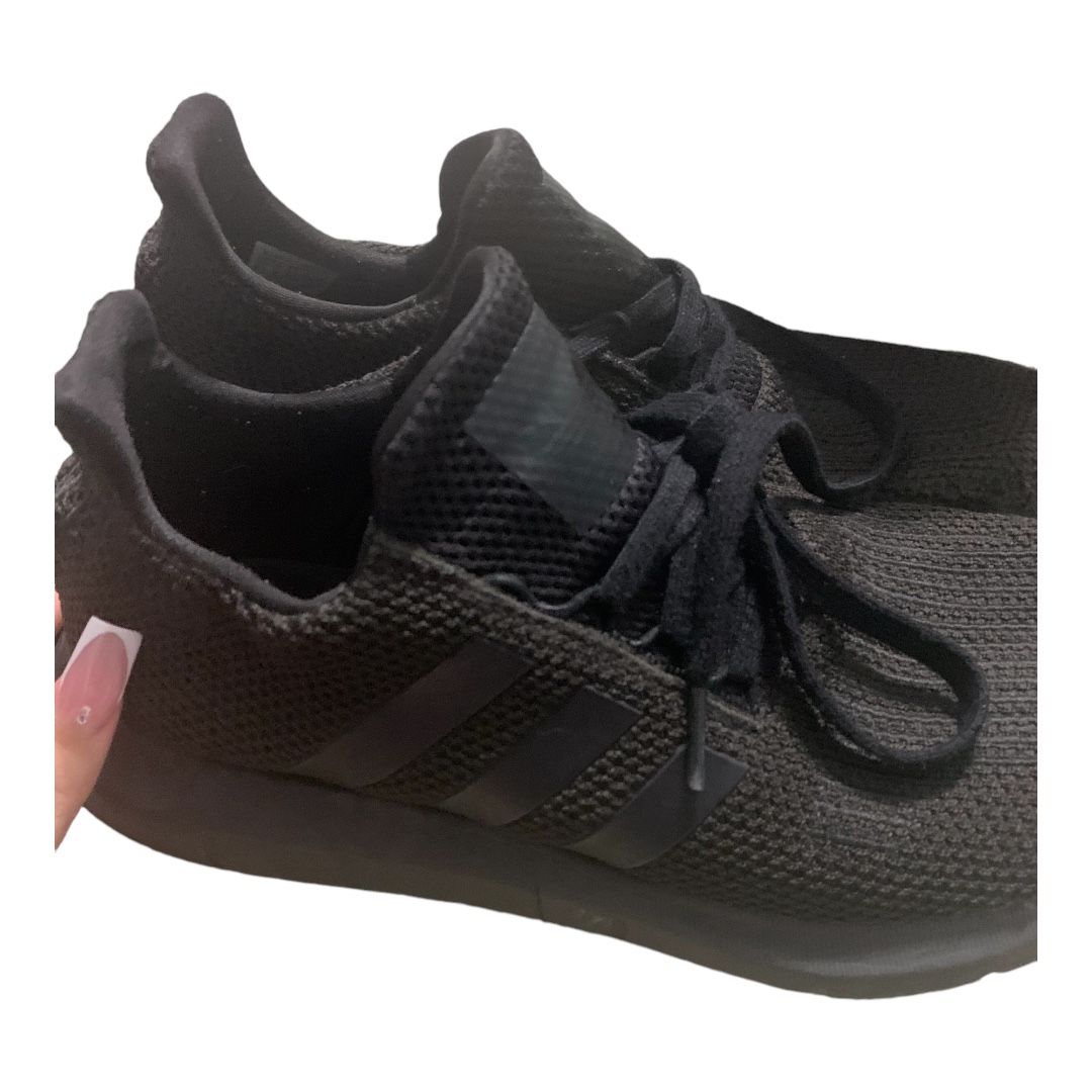 Adidas Swift Runners 9 1/2