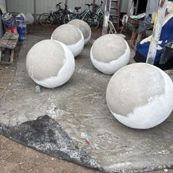 28 Inch Spheres 