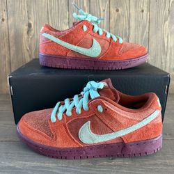 Nike Dunk Low - ‘Mystic Red’