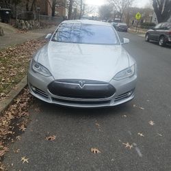 2013 Tesla Model S