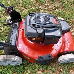 Lawn Mower Toro Recycler Ready Start Very Good Conditions Front Wheel Drive Self Propelled Ready For Work 