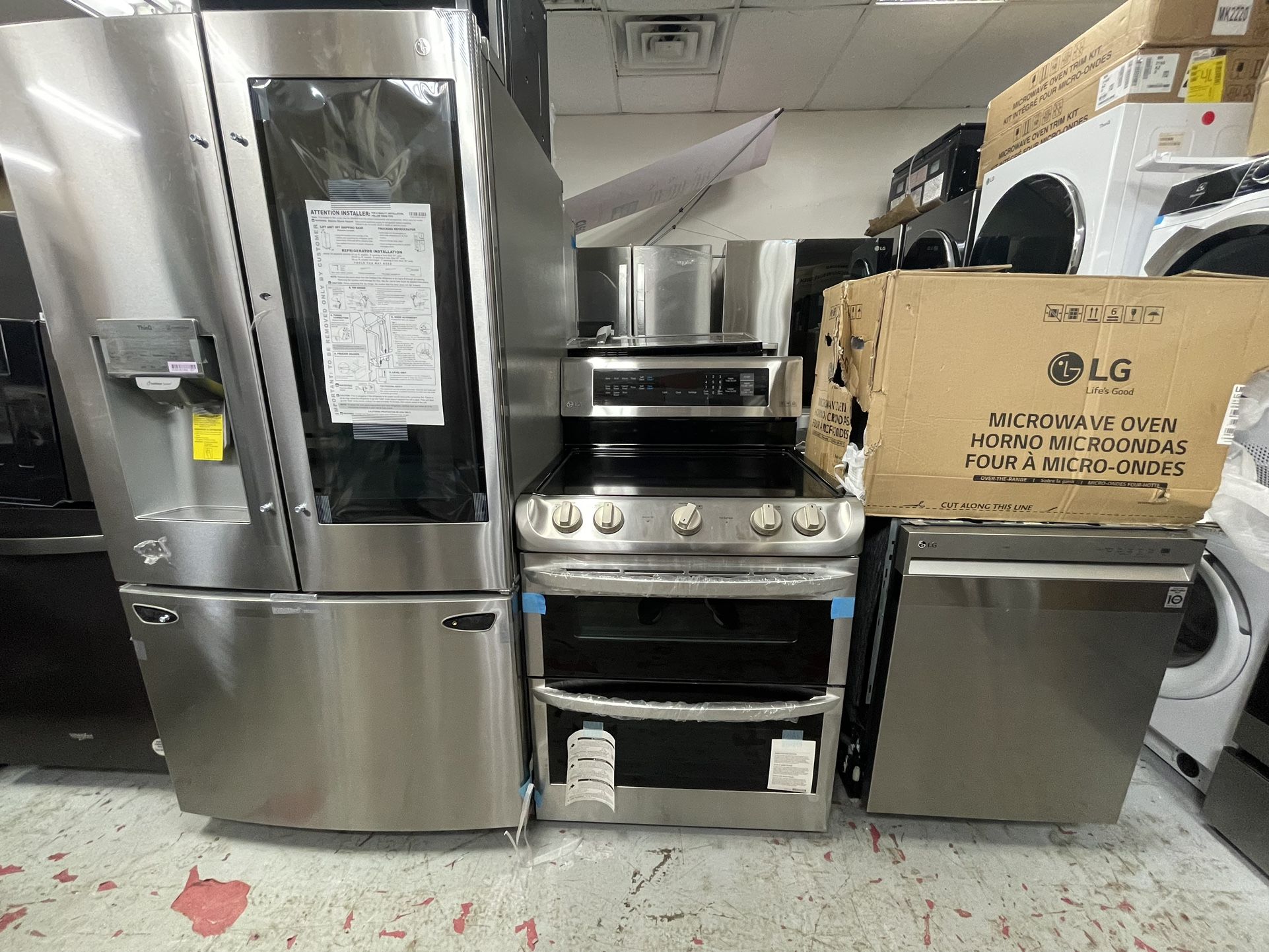New Scratch And Dent Kitchen Package By LG