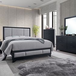 4PC Queen Size Platform Bedroom Set 