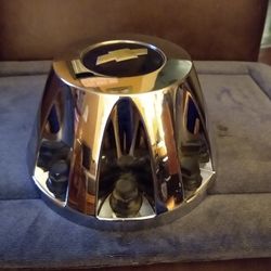Chevy HD3500 Center Cap