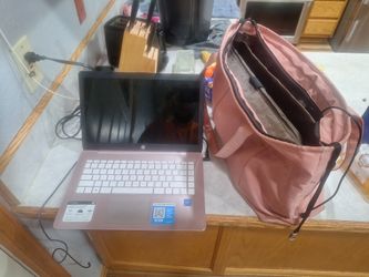 Pink Stream Hp Laptop With Charger And Carry Bag