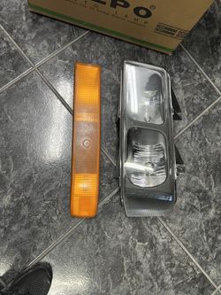 Head Light  And Turner Express Van Chevy 