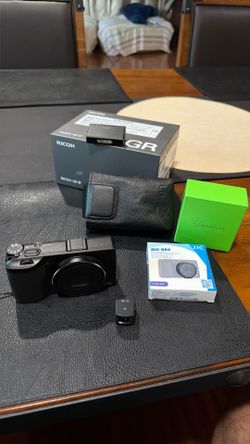 Ricoh GR IV (never used with accessories) $1950