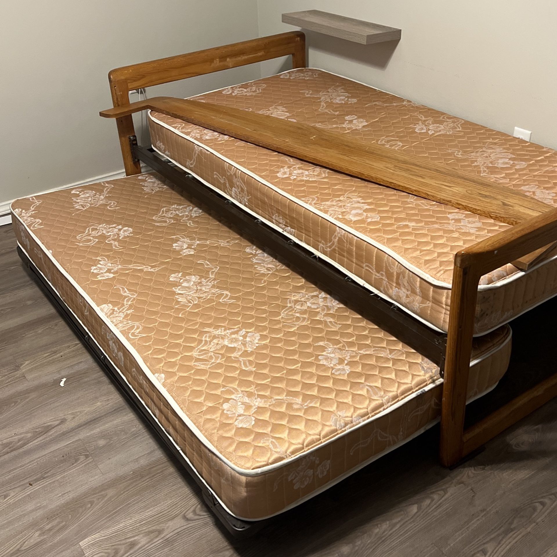 Trundle Bed