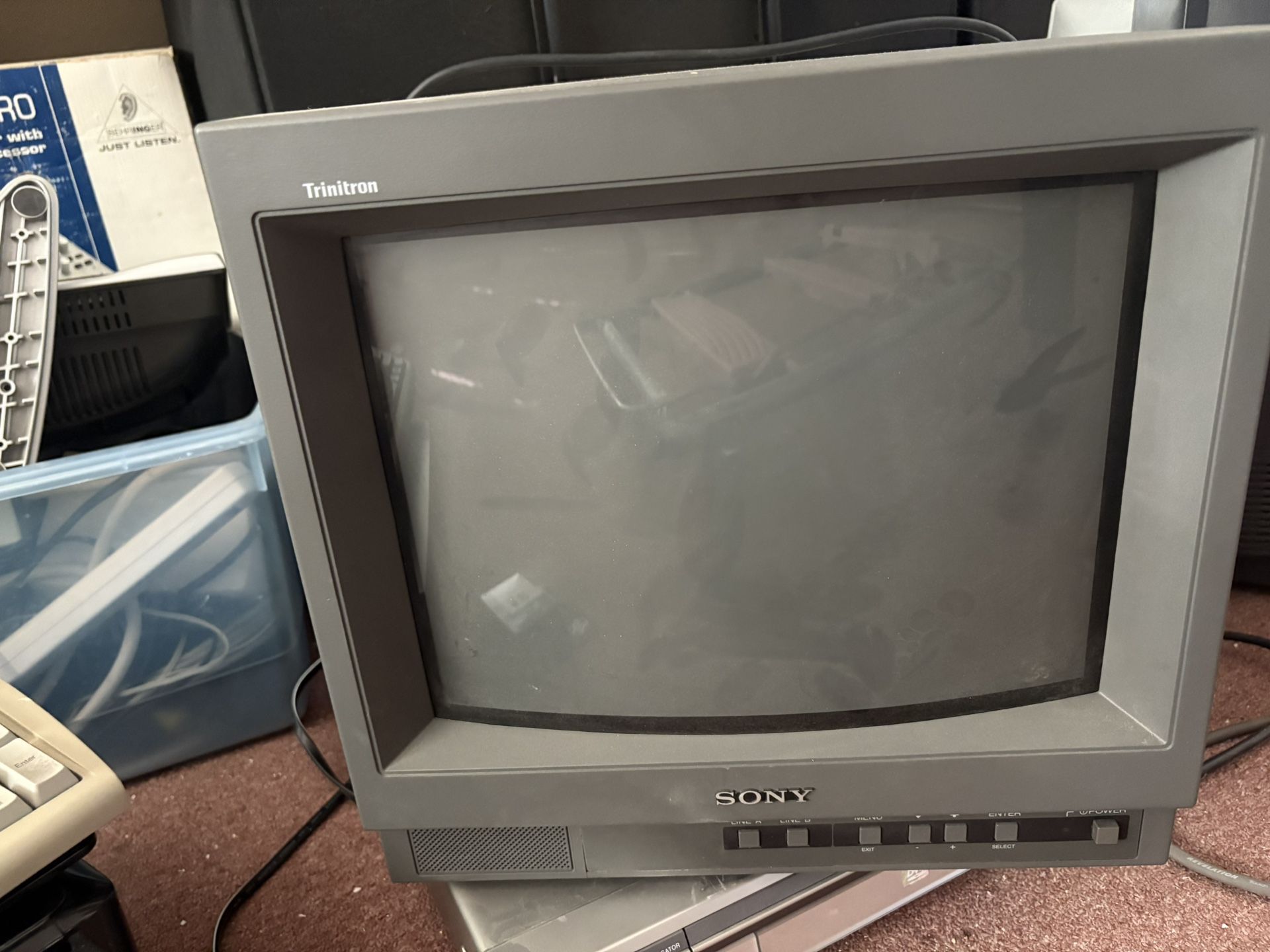Sony Trinitron TV