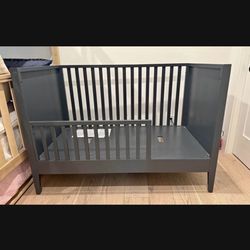 Crate & Barrel Crib $200 OBO