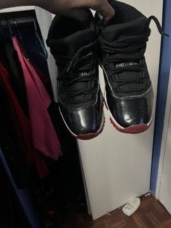 Bred 11s Size 8.5 Pick Up Only Bronx Price Negotiable