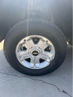 275/65r18 tires and wheels for Chevy Silverado