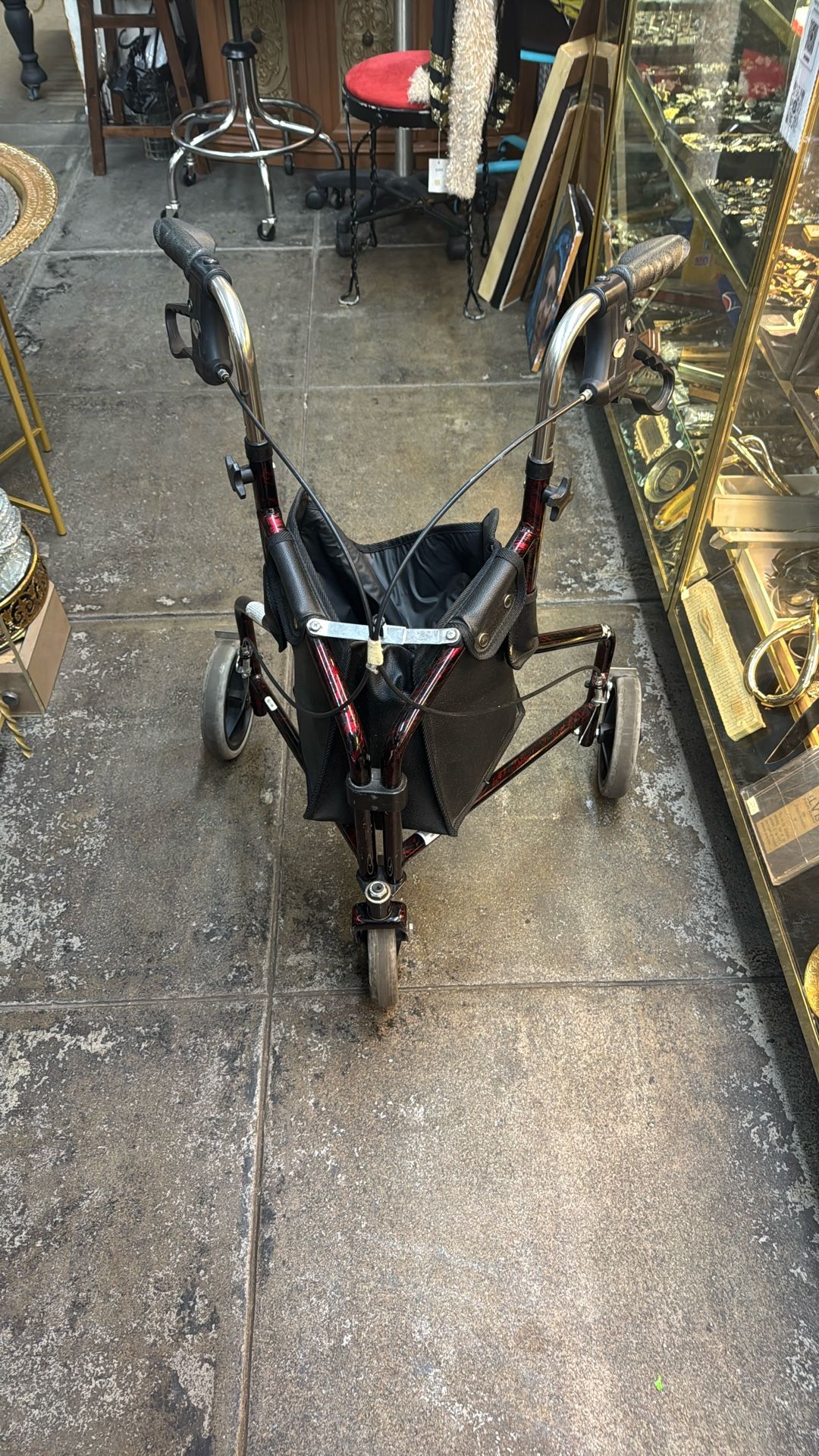 MOBB 3 Wheel Aluminum Rollator