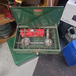 Coleman 2 BURNER CAMPING STOVE