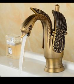 BRAND NEW Luxury Swan Faucet – 46% OFF Retail! Only $40!