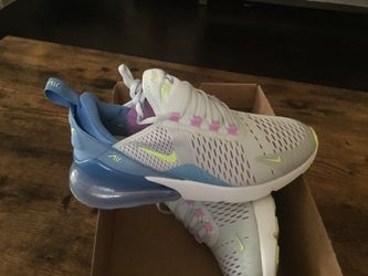 Kid’s Nike Air Max 270 size 6Y/7.5W