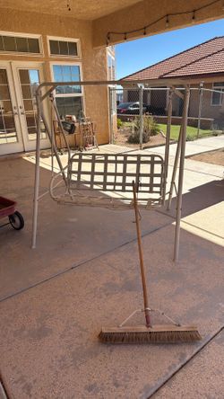 Patio swing