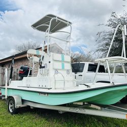 Shallow Sport 18ft Classic 