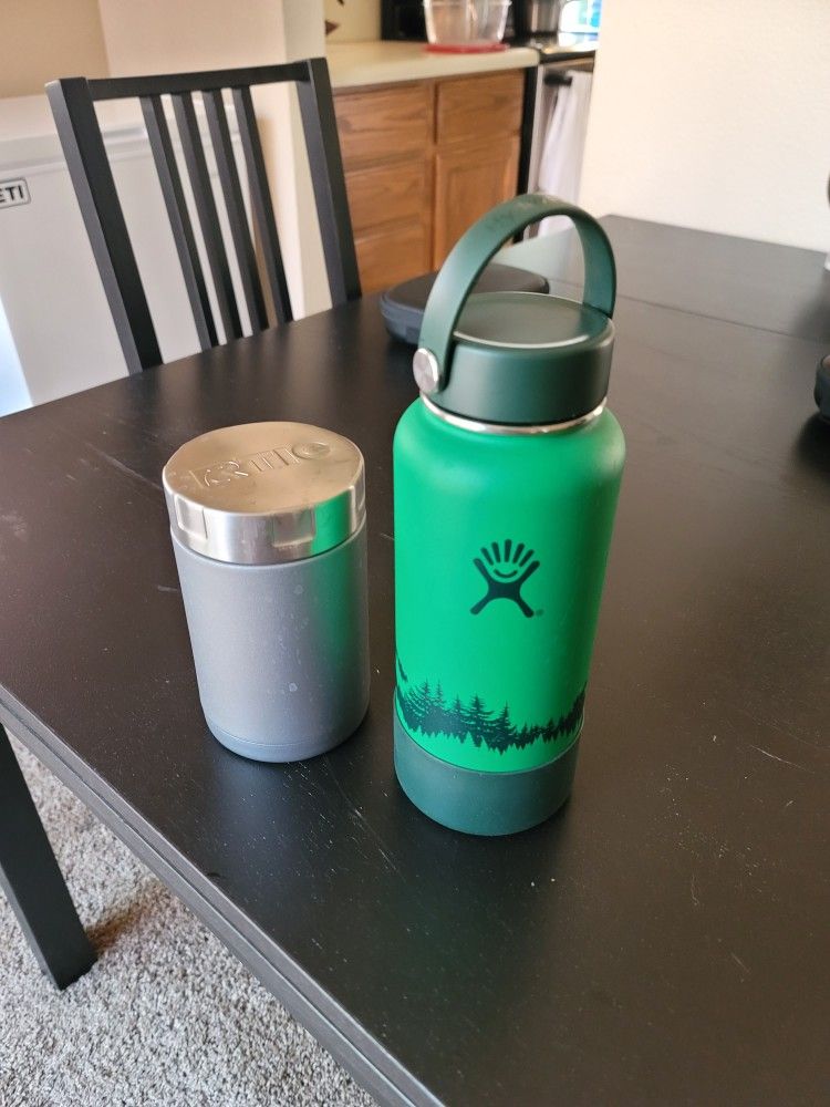 hydroflask 40oz bottle and RTIC food container