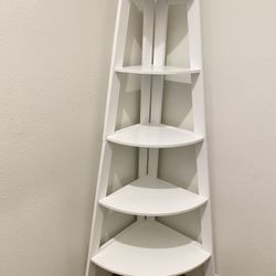 Used (Like-New) Home Accents Ladder Shelf -White-Wood