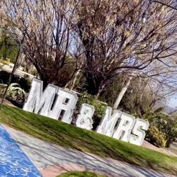 Mr&Mrs Marquee Letters