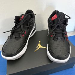 Jordan Max AURA5 (GS) 6.5Y