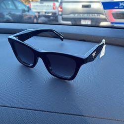 prada sun Glasses 