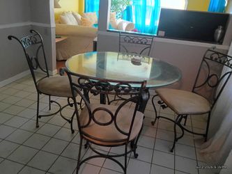 Iron dining set
