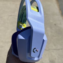 Logitech G733