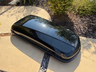 Rooftop cargo box 13.4 cu ft