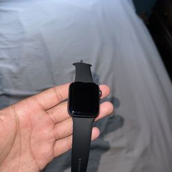 Apple Watch Series 7 44m