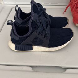 Adidas Navy Blue Size 7 1/2 