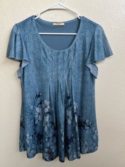 Blue Floral Top Size Medium