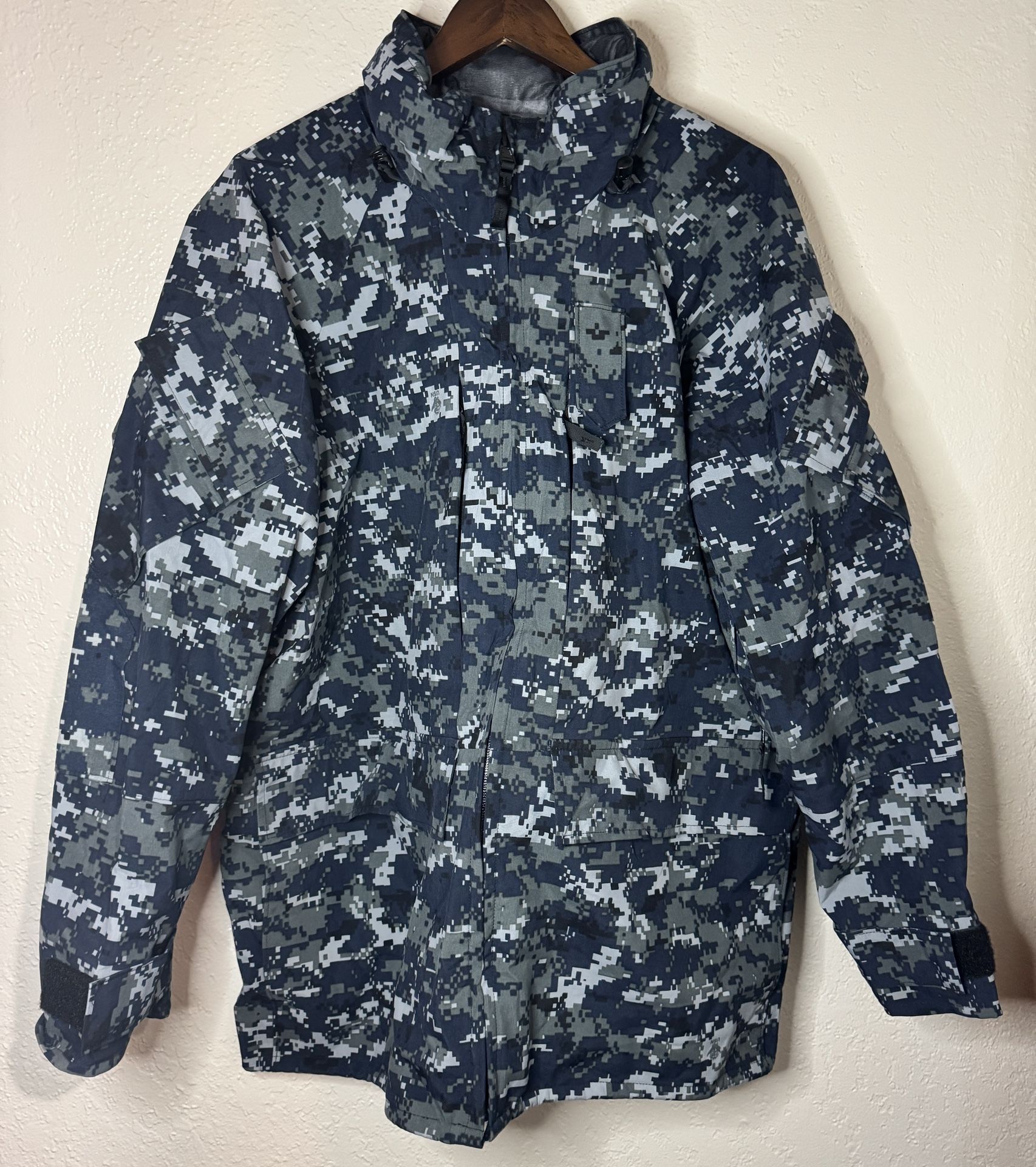 US Navy Working Parka Large Regular Goretex Jacket Blue Digital Camo