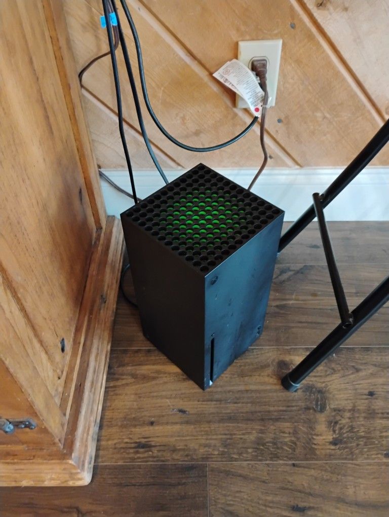 Xbox Series X With 1 Controller And 2 Headsets